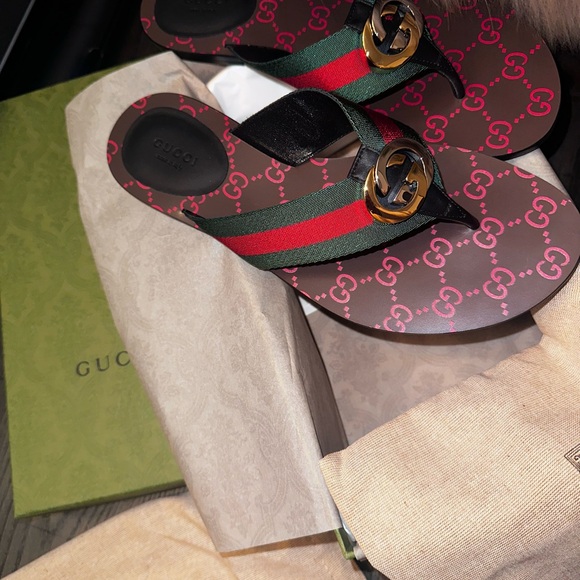 Kiki Gucci GG web Flip Flop - Picture 11 of 15
